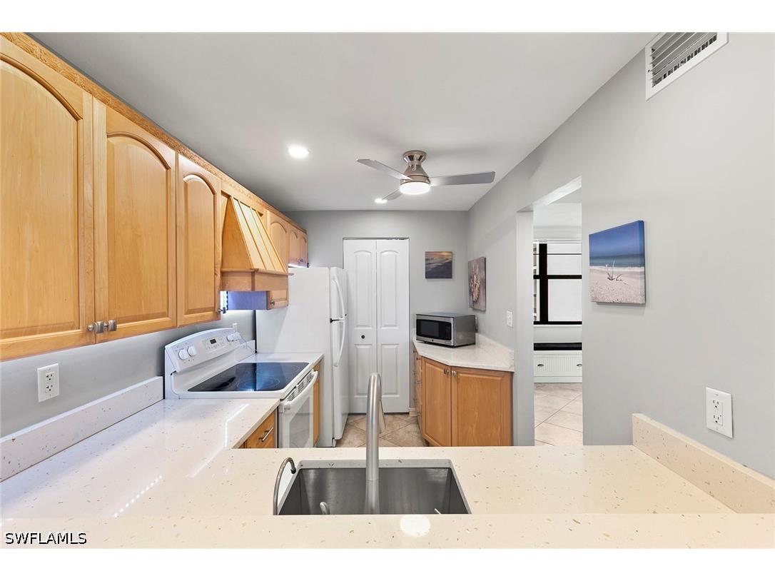591 Seaview Court #A508 Marco Island FL 34145 226022854 image7
