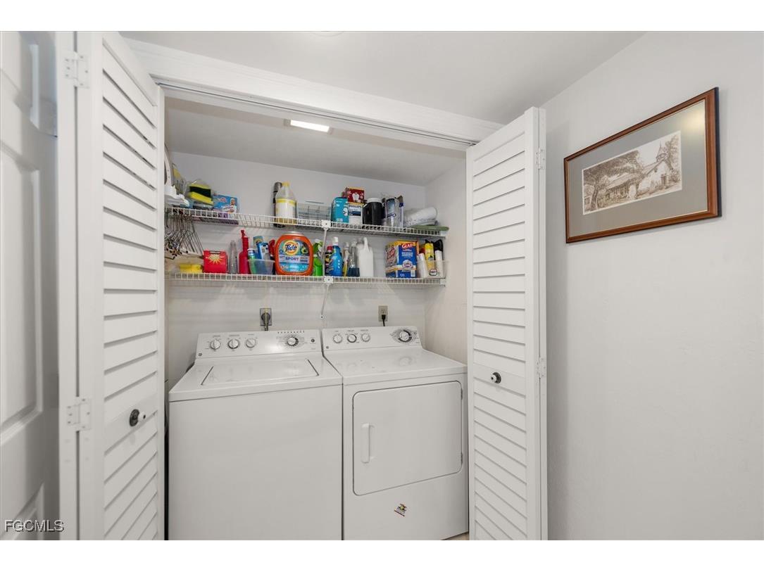 5910 Trailwinds Drive #422 Fort Myers FL 33907 2025021618 image18