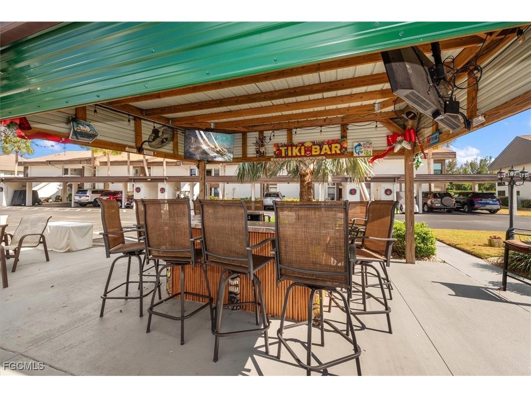 5910 Trailwinds Drive #422 Fort Myers FL 33907 2025021618 image25