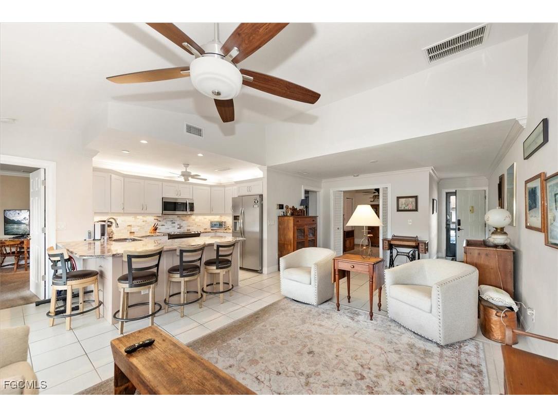 5910 Trailwinds Drive #422 Fort Myers FL 33907 2025021618 image5