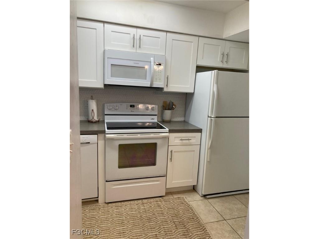5917 Littlestone Court #113 North Fort Myers FL 33903 2025014170 image7