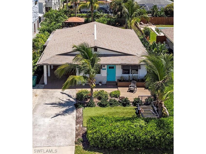 592 97th Avenue N Naples FL 34108 223044347 image1