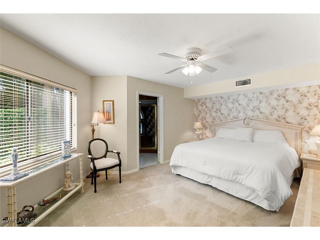 592 Beachwalk Circle #N102 Naples FL 34108 225084138 image14