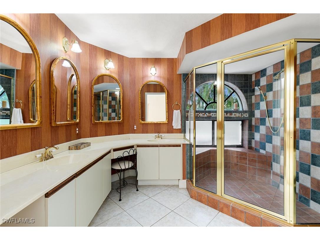 592 Beachwalk Circle #N102 Naples FL 34108 225084138 image17