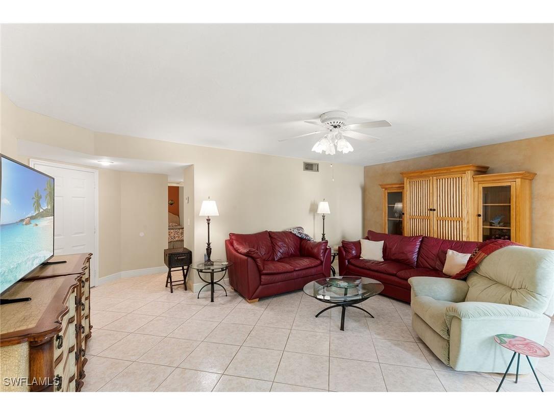 592 Beachwalk Circle #N102 Naples FL 34108 225084138 image8