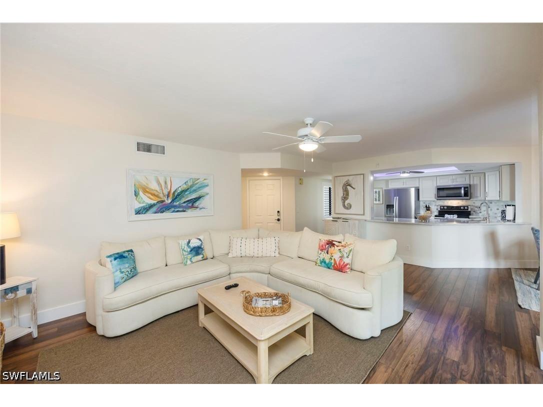 592 Beachwalk Circle #N105 Naples FL 34108 226005665 image8