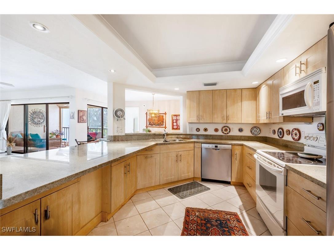 592 Beachwalk Circle #N202 Naples FL 34108 225022673 image1