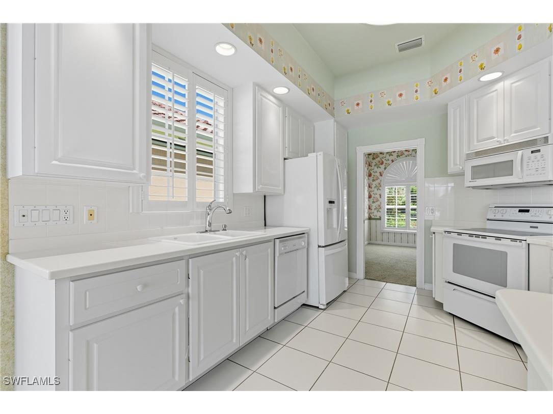 5925 Bermuda Lane Naples FL 34119 225072296 image10