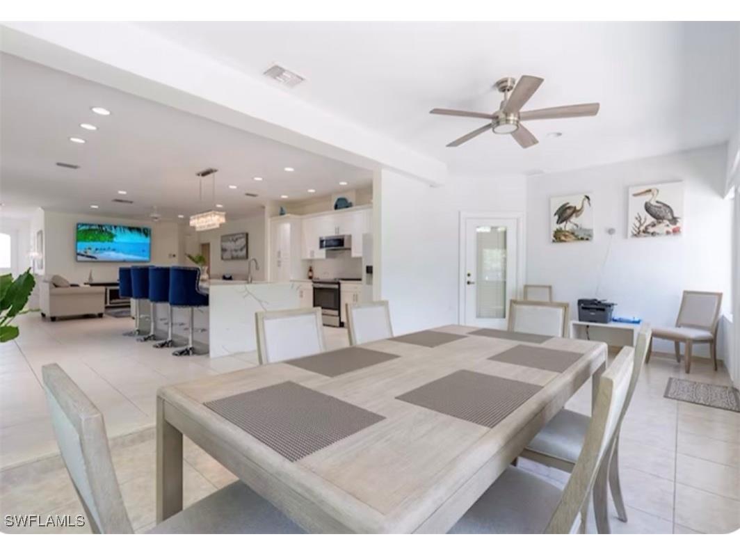 593 106th Avenue N Naples FL 34108 225070651 image8