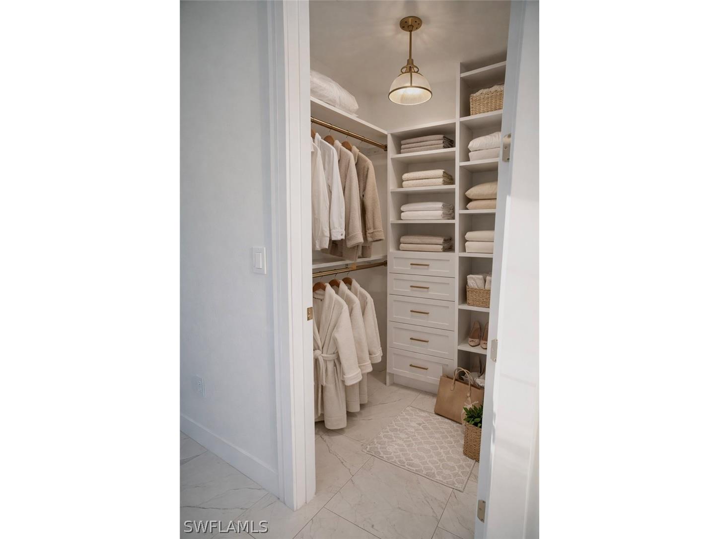 593 39th Avenue NW Naples FL 34120 226009921 image26