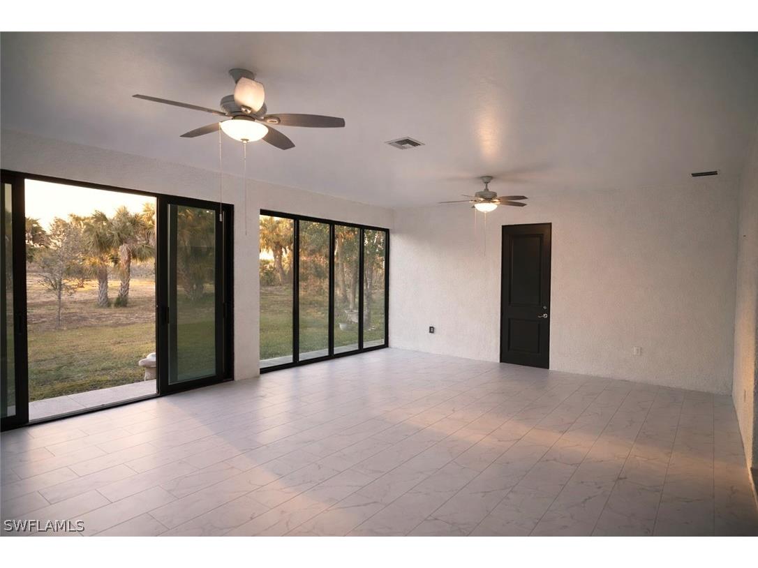 593 39th Avenue NW Naples FL 34120 226009921 image8
