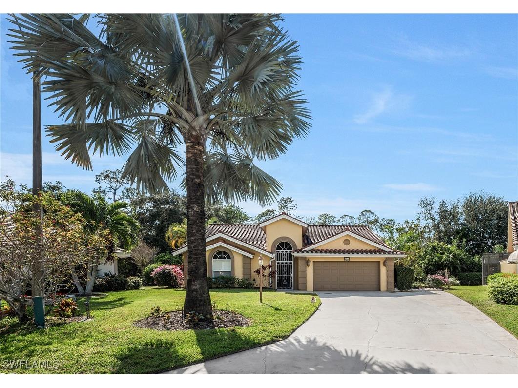 593 Country Walk Court Naples FL 34104 225012697 image1