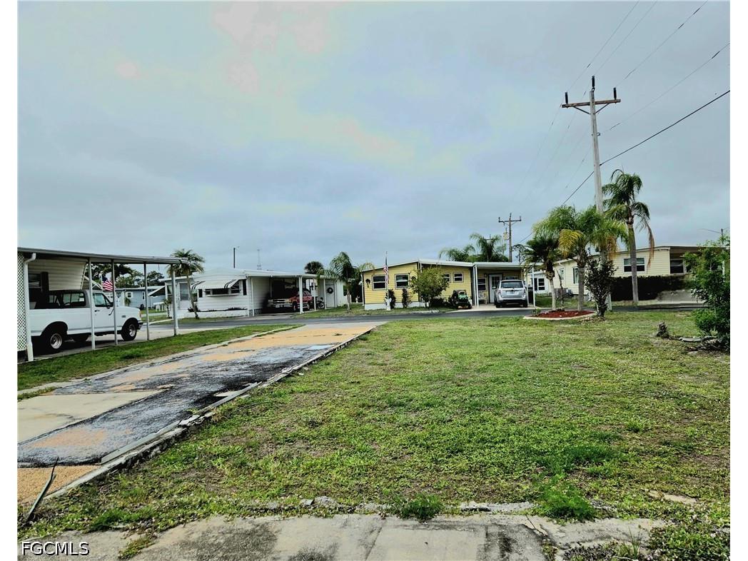 593 Daisy Drive North Fort Myers FL 33917 2026015720 image3