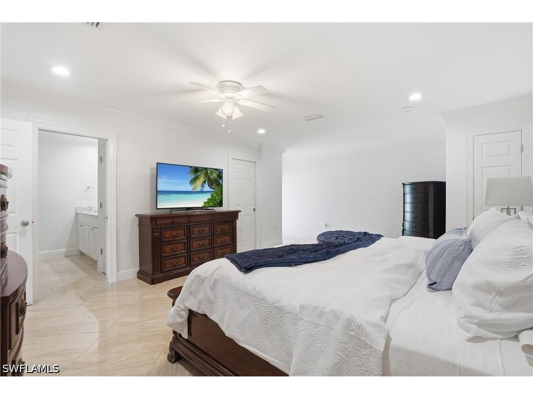 5930 Sea Grass Lane Naples FL 34116 226019549 image21