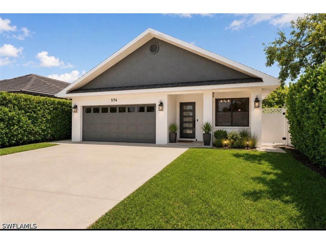 594 108th Avenue N Naples FL 34108 226020219 image1