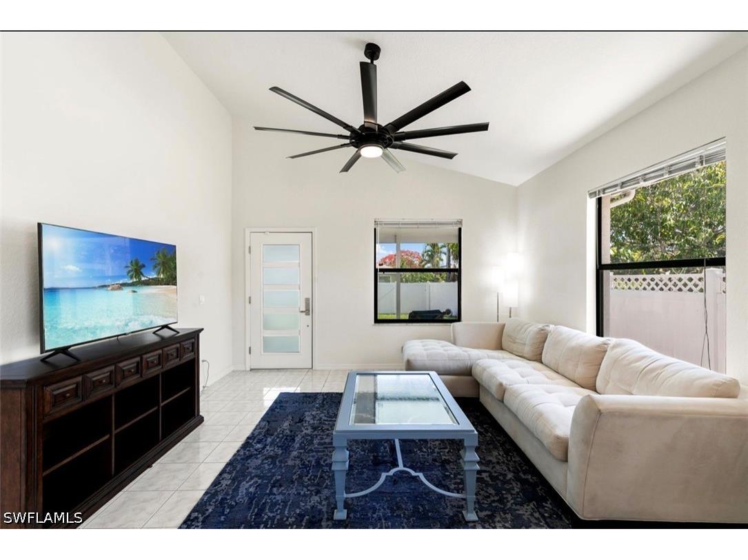 594 108th Avenue N Naples FL 34108 226020219 image11