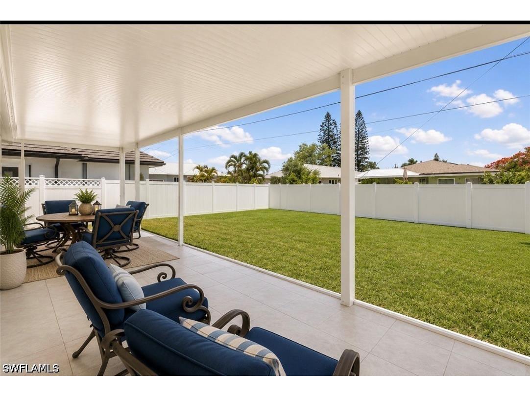 594 108th Avenue N Naples FL 34108 226020219 image18