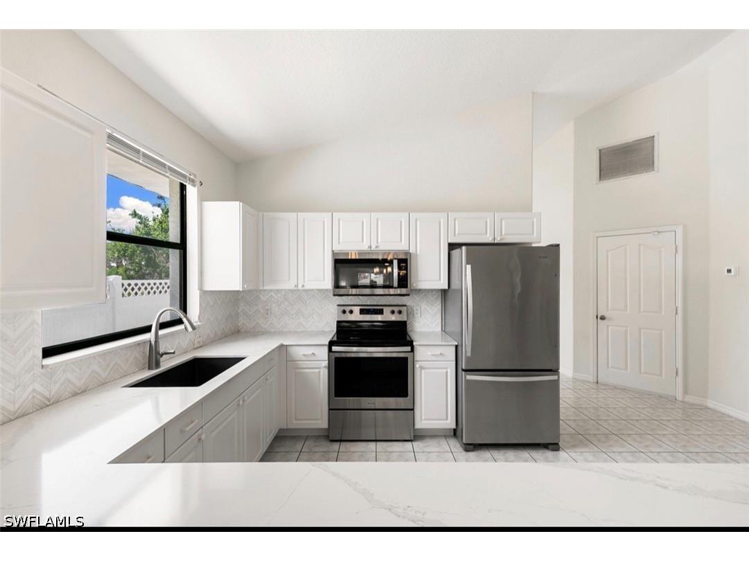594 108th Avenue N Naples FL 34108 226020219 image6