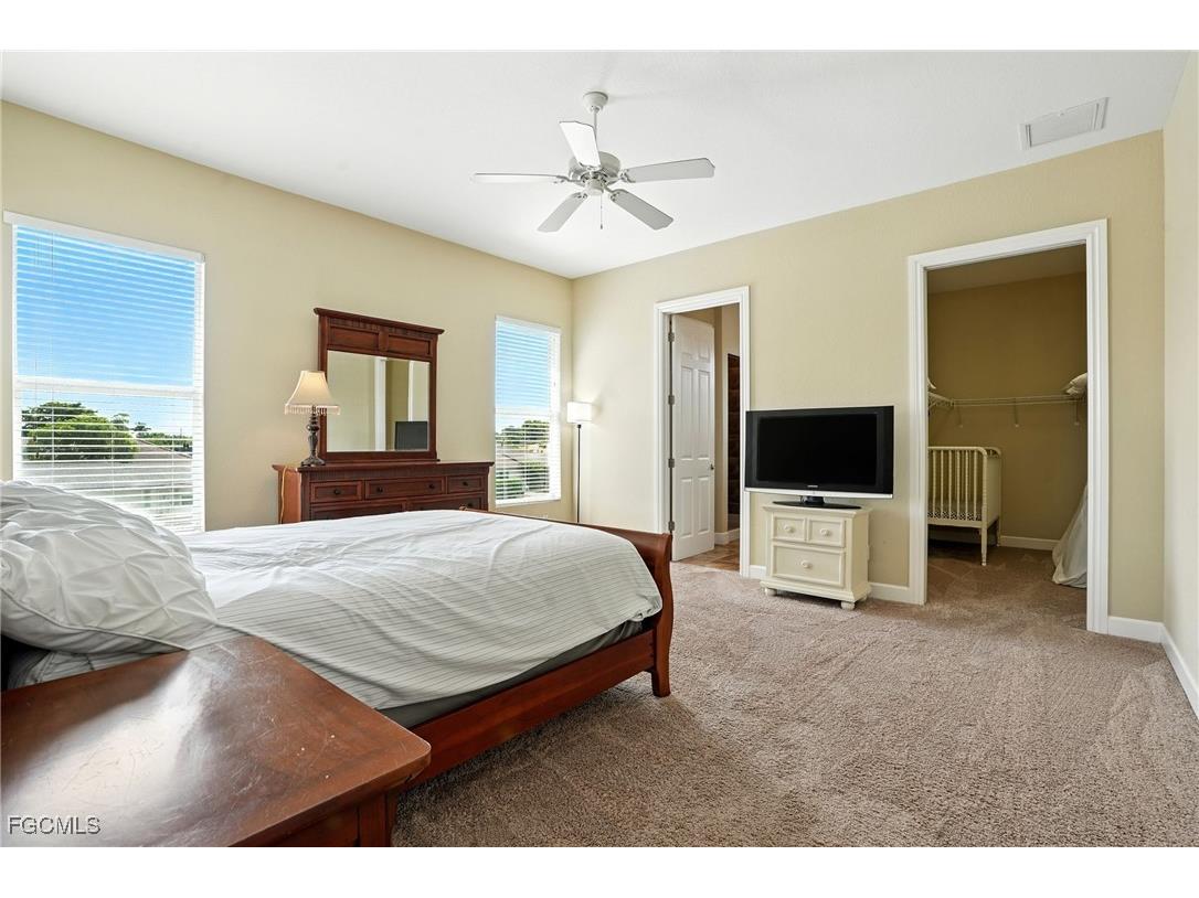 594 110th Avenue N Naples FL 34108 2025000796 image27