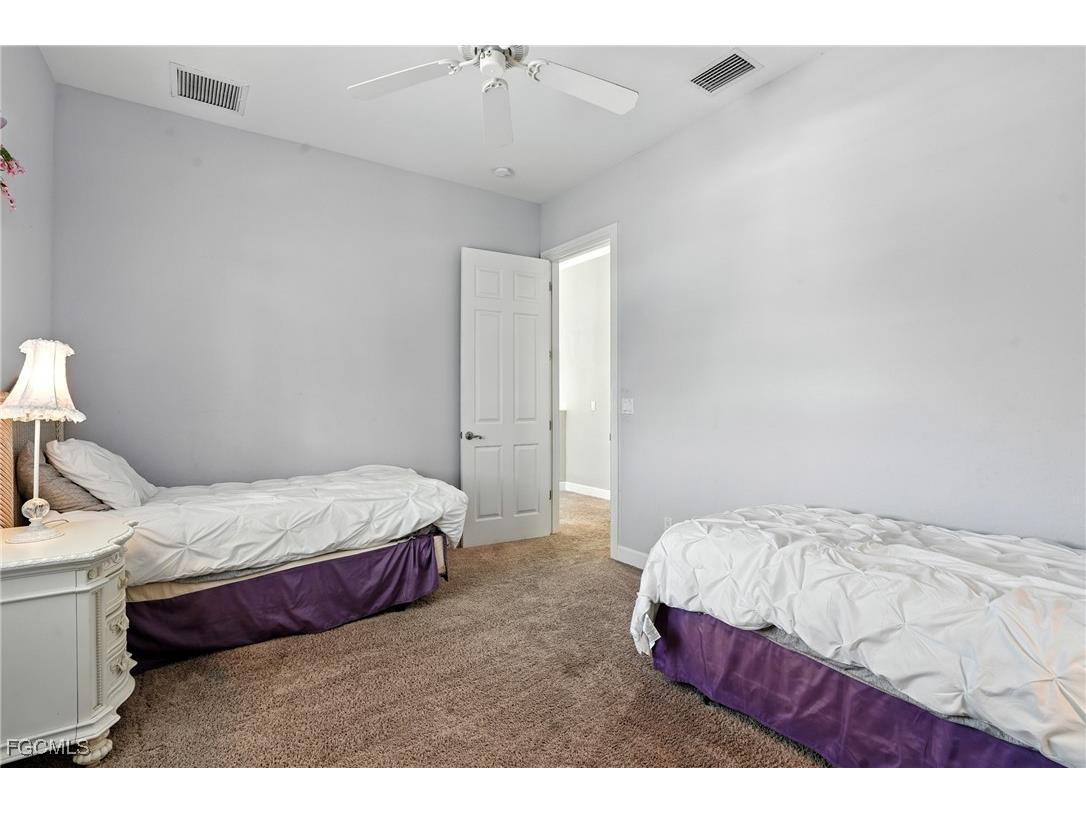 594 110th Avenue N Naples FL 34108 2025000796 image36