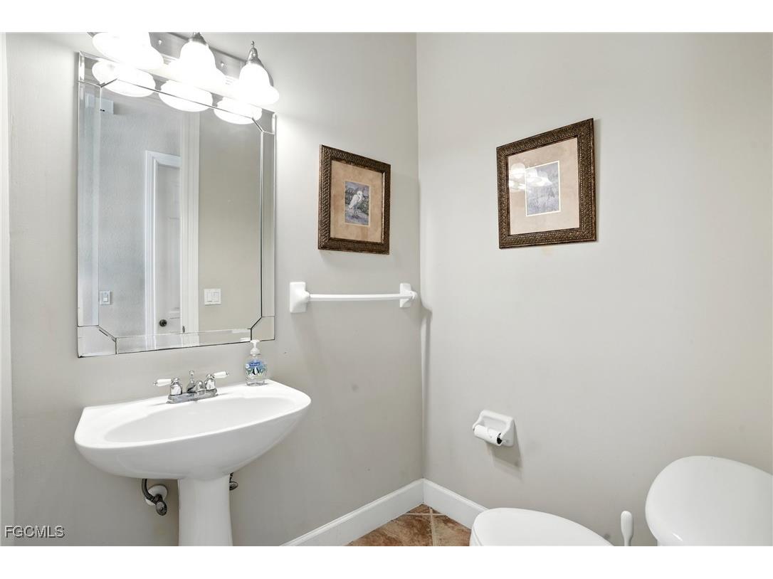 594 110th Avenue N Naples FL 34108 2025000796 image38