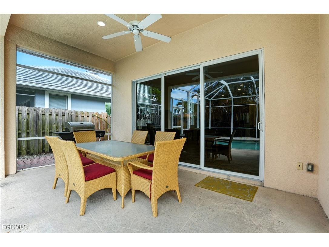 594 110th Avenue N Naples FL 34108 2025000796 image41