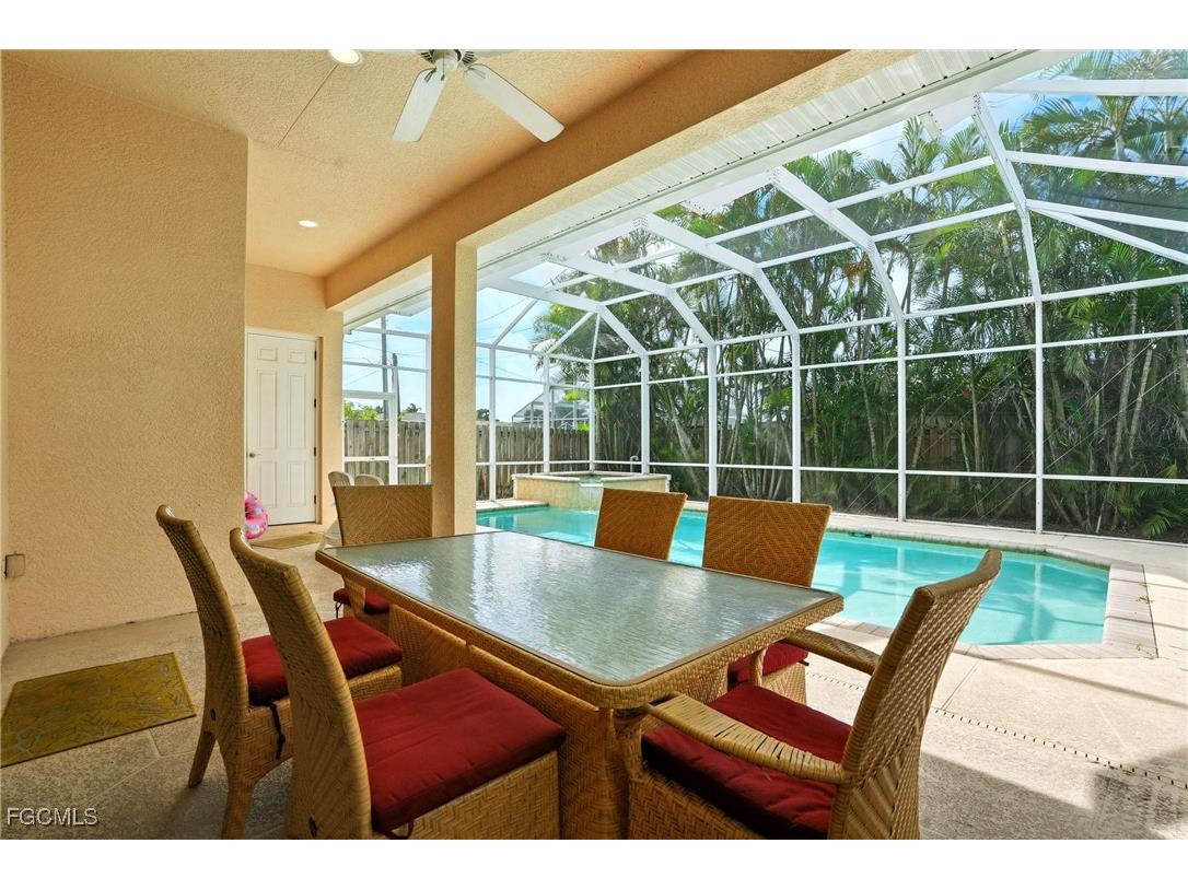 594 110th Avenue N Naples FL 34108 2025000796 image43