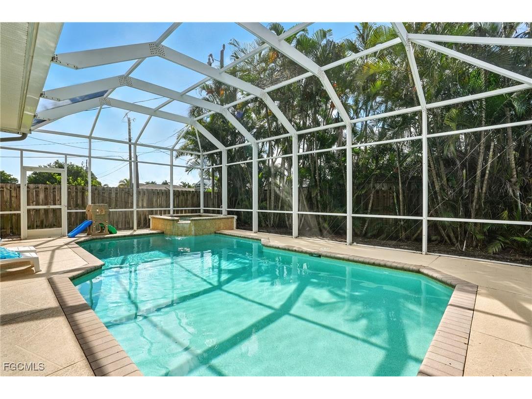 594 110th Avenue N Naples FL 34108 2025000796 image44