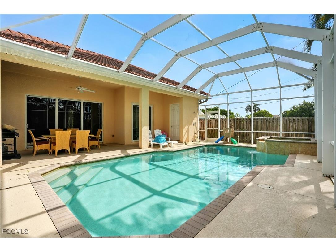 594 110th Avenue N Naples FL 34108 2025000796 image45