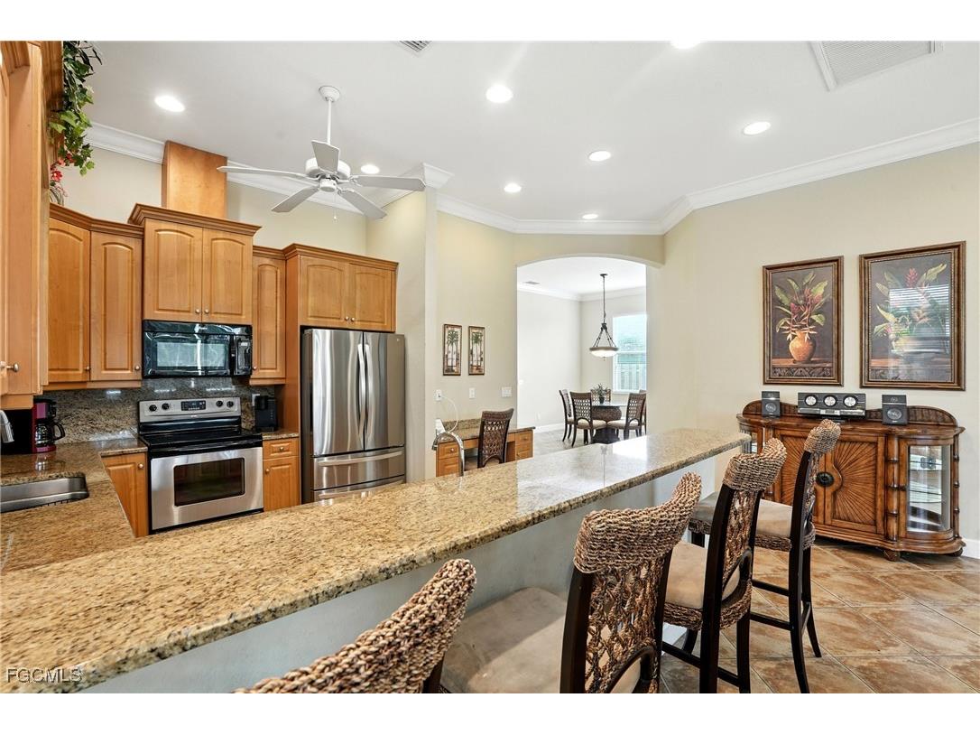 594 110th Avenue N Naples FL 34108 2025000796 image8