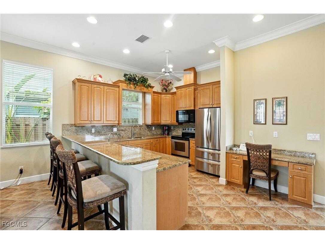 594 110th Avenue N Naples FL 34108 2025000796 image9
