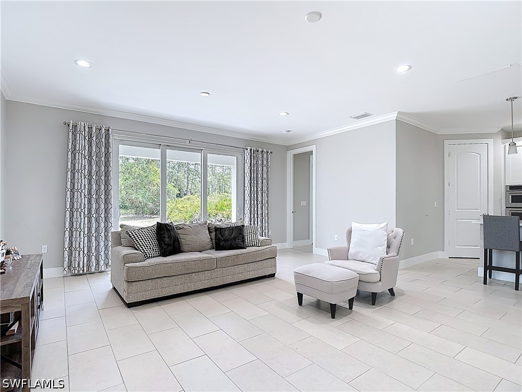 594 31st Street NW Naples FL 34120 226015349 image10
