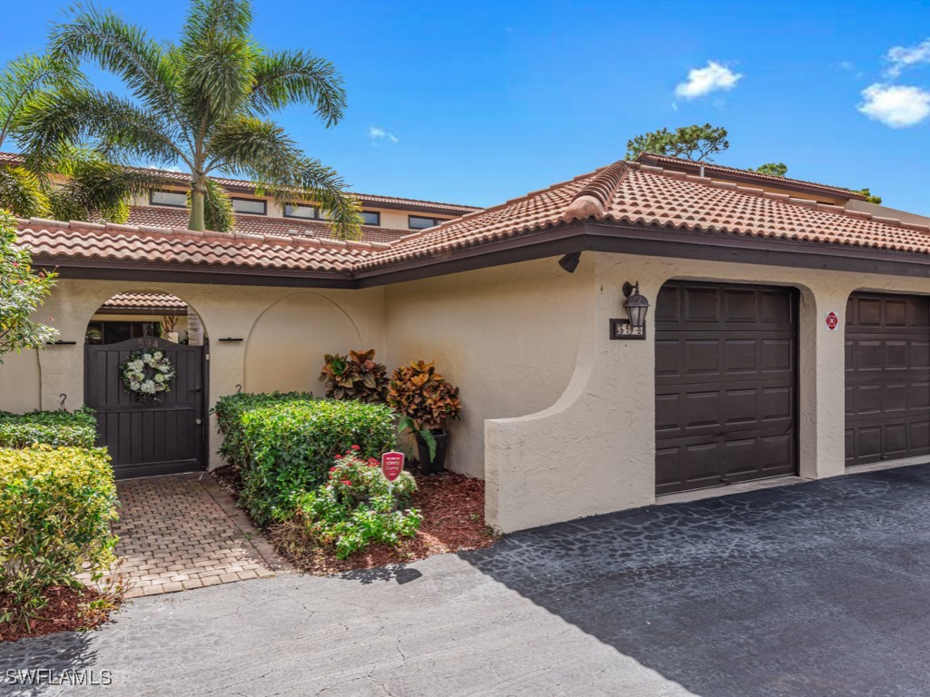 594 Augusta Boulevard #3 Naples FL 34113 225078629 image1
