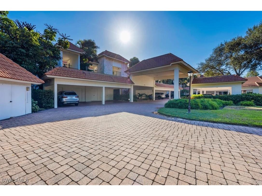 5940 Via Lugano #1-303 Naples FL 34108 225073154 image1