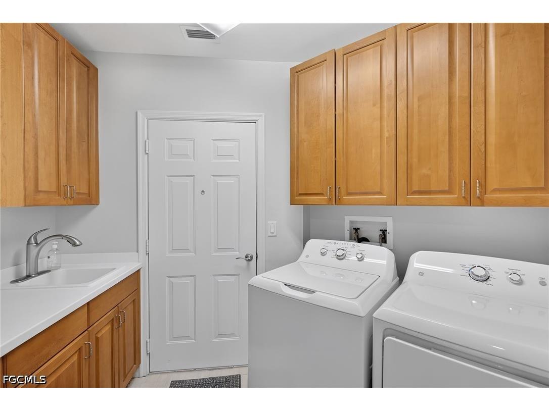 5941 Tarpon Gardens Circle #102 Cape Coral FL 33914 2026013050 image35