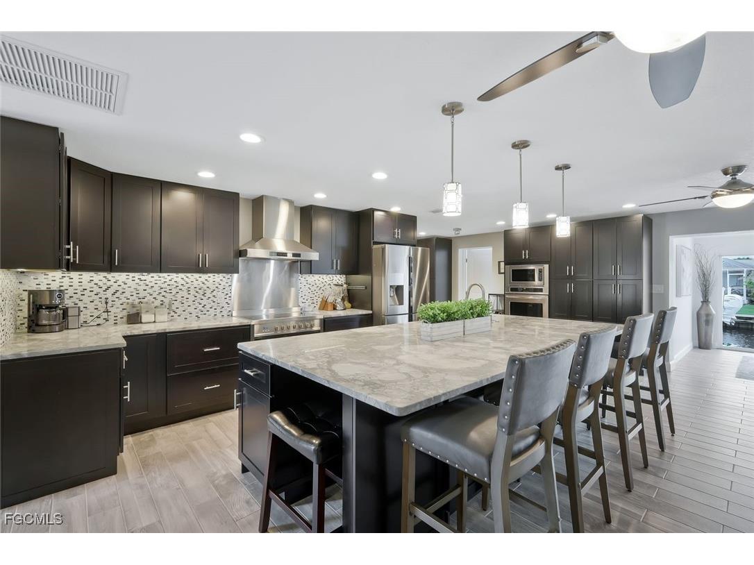 5943 Baker Court Fort Myers FL 33919 2025014686 image11