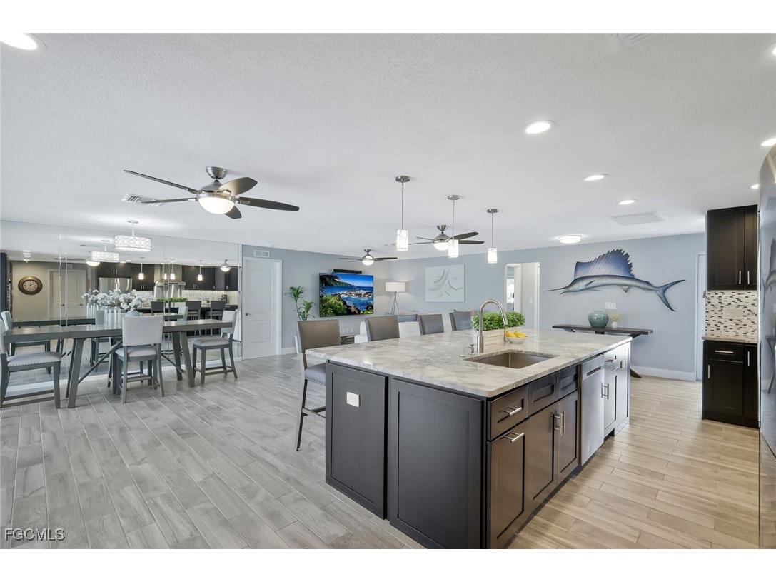 5943 Baker Court Fort Myers FL 33919 2025014686 image13