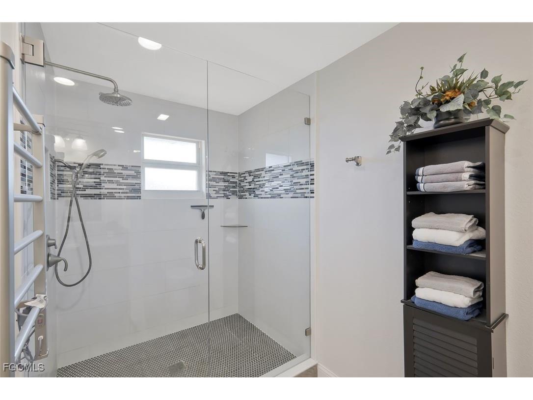 5943 Baker Court Fort Myers FL 33919 2025014686 image18