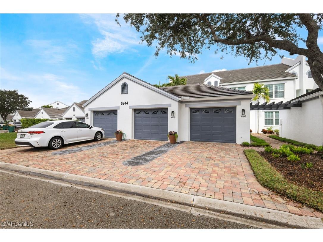 5944 Sand Wedge Lane #1105 Naples FL 34110 223095328 image1