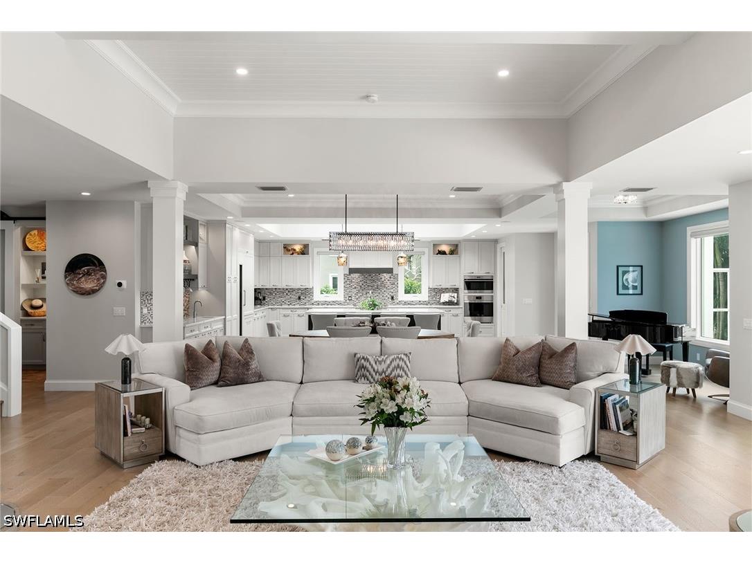 5949 Chanteclair Drive #8 Naples FL 34108 226011567 image8