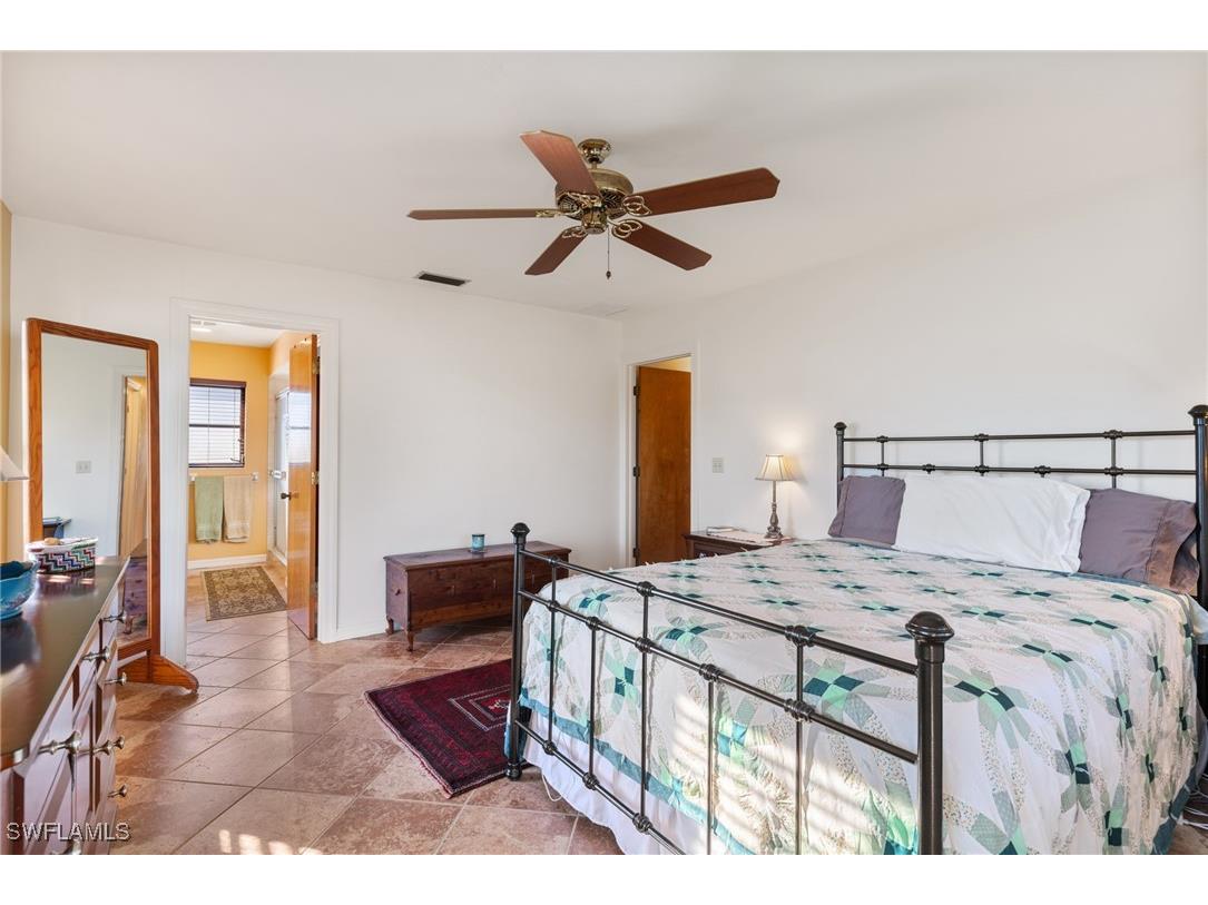 595 103rd Avenue N Naples FL 34108 226001663 image26