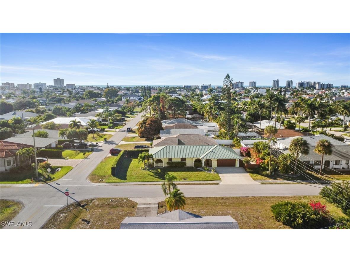 595 103rd Avenue N Naples FL 34108 226001663 image28
