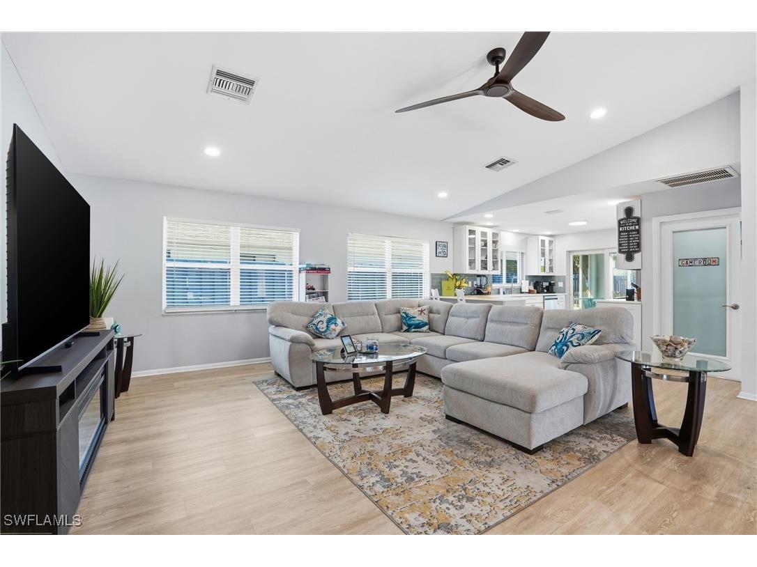 595 109th Avenue N Naples FL 34108 226004837 image11