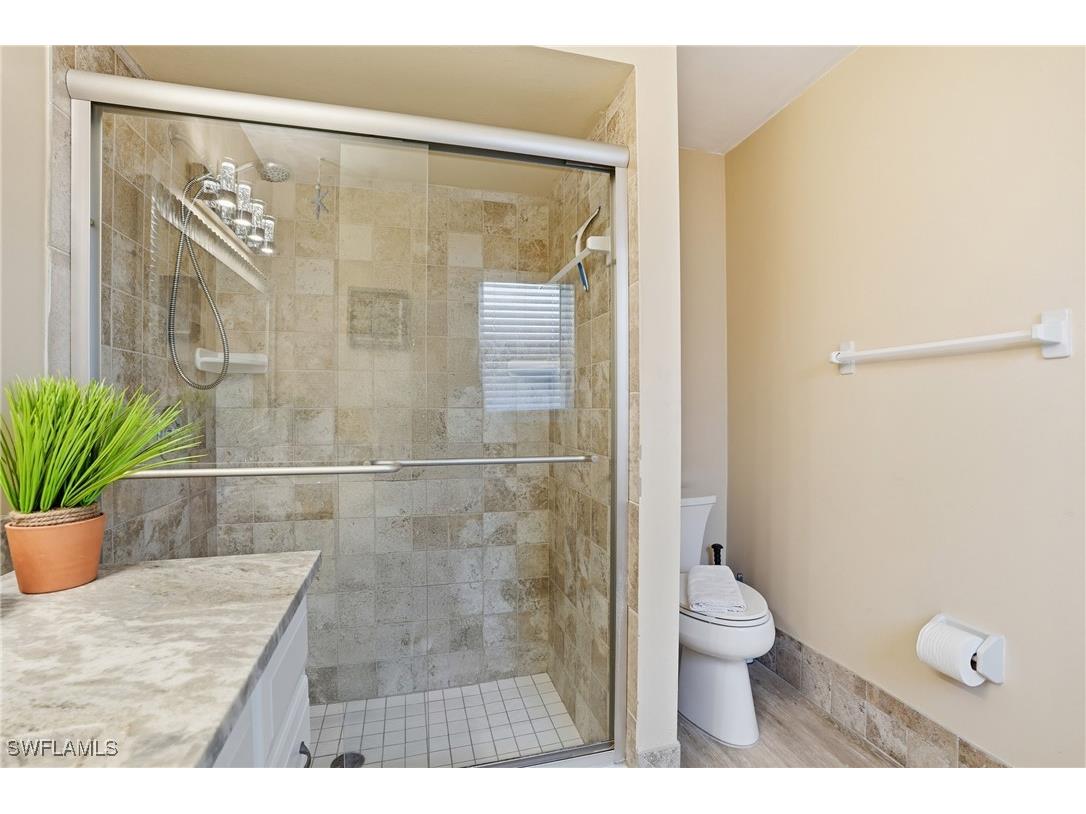 595 109th Avenue N Naples FL 34108 226004837 image26