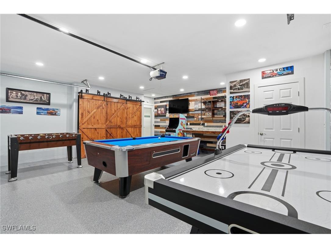 595 109th Avenue N Naples FL 34108 226004837 image38