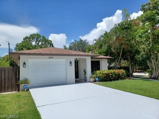 595 93rd Avenue N Naples FL 34108 223060346 image1
