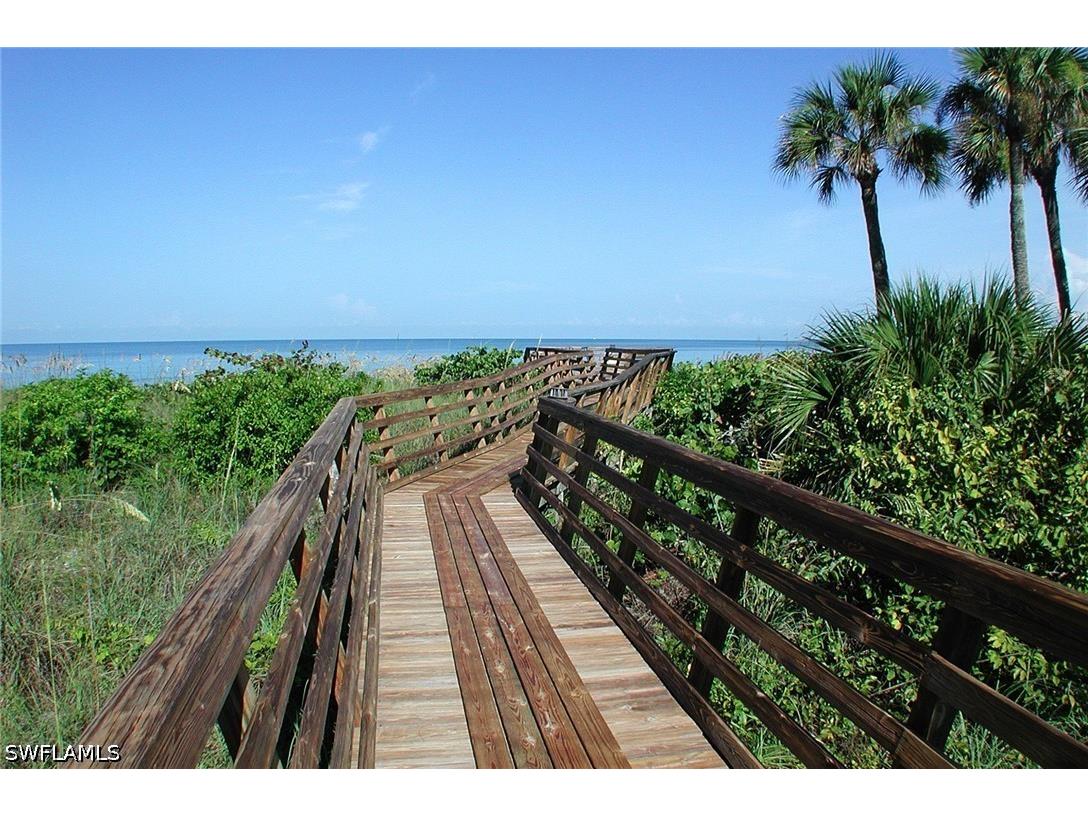595 Serendipity Drive #595 Naples FL 34108 226012777 image25