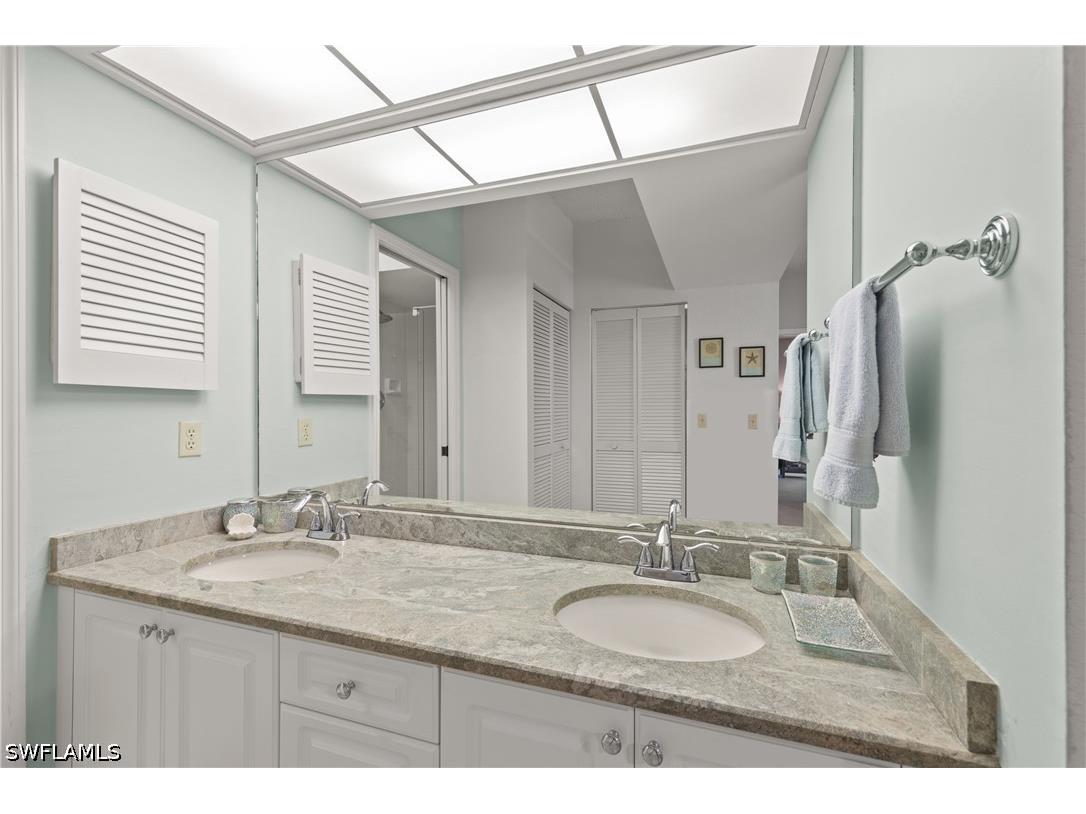 595 Serendipity Drive #595 Naples FL 34108 226012777 image7