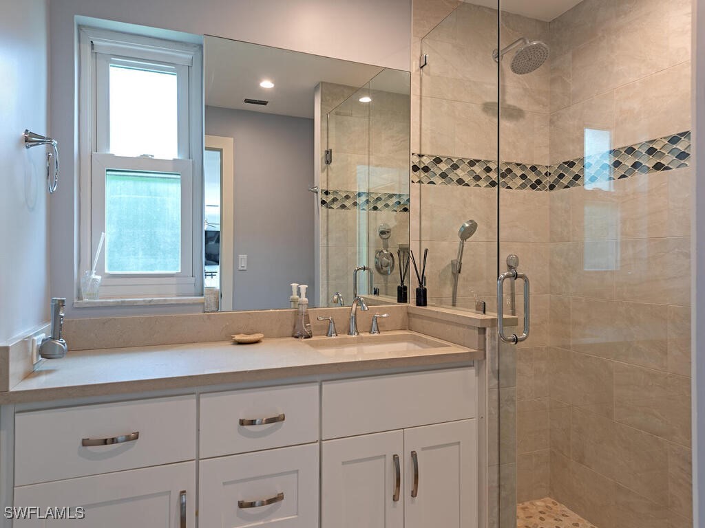 595 Wedge Drive Naples FL 34103 225077204 image15