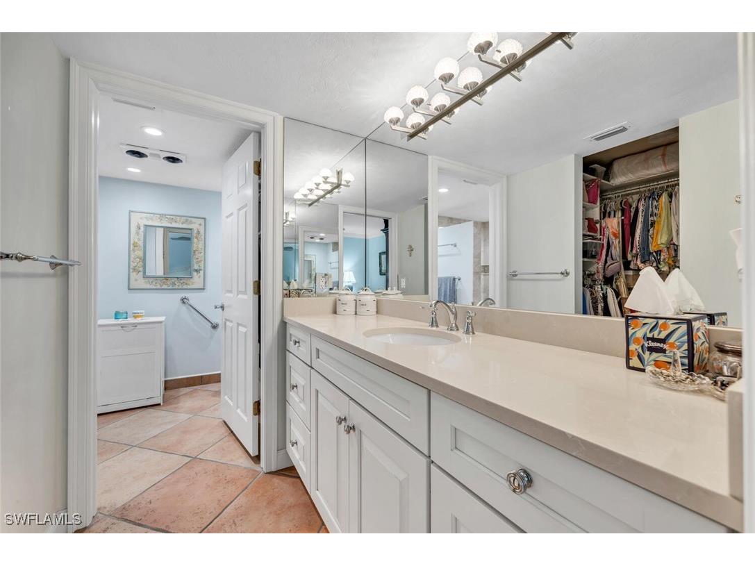 5950 Pelican Bay Boulevard #111 Naples FL 34108 225059431 image11